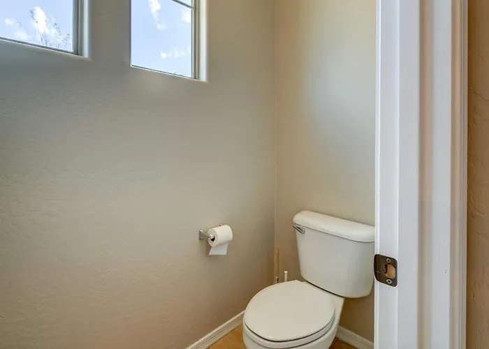 Heated Pool, Community Perks Updated Gilbert *