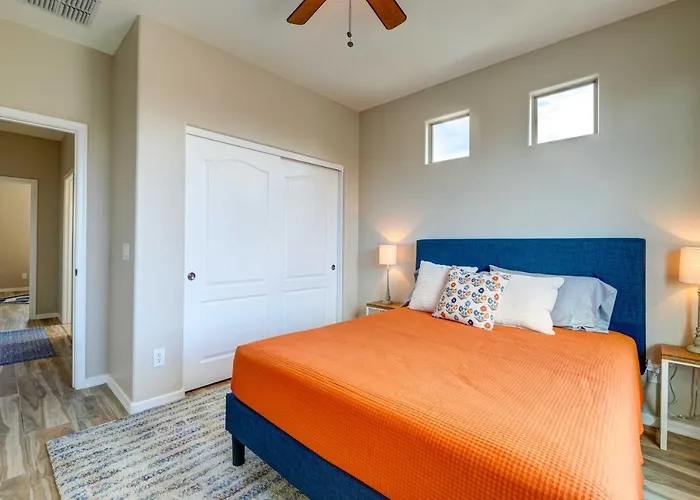 Holiday home Heated Pool, Community Perks Updated Gilbert *