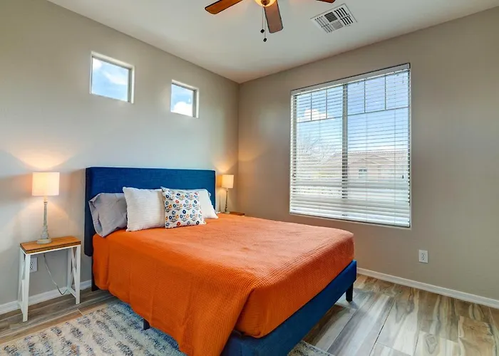 Heated Pool, Community Perks Updated Gilbert *